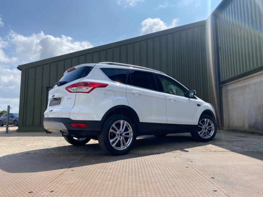 FORD KUGA