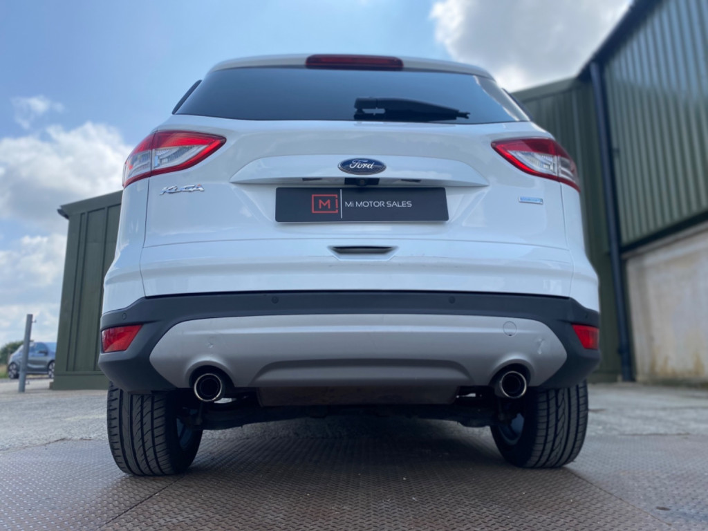 FORD KUGA