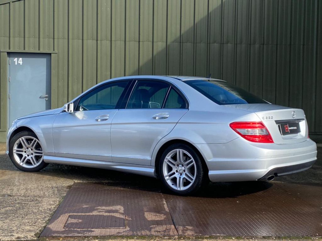 MERCEDES-BENZ C CLASS