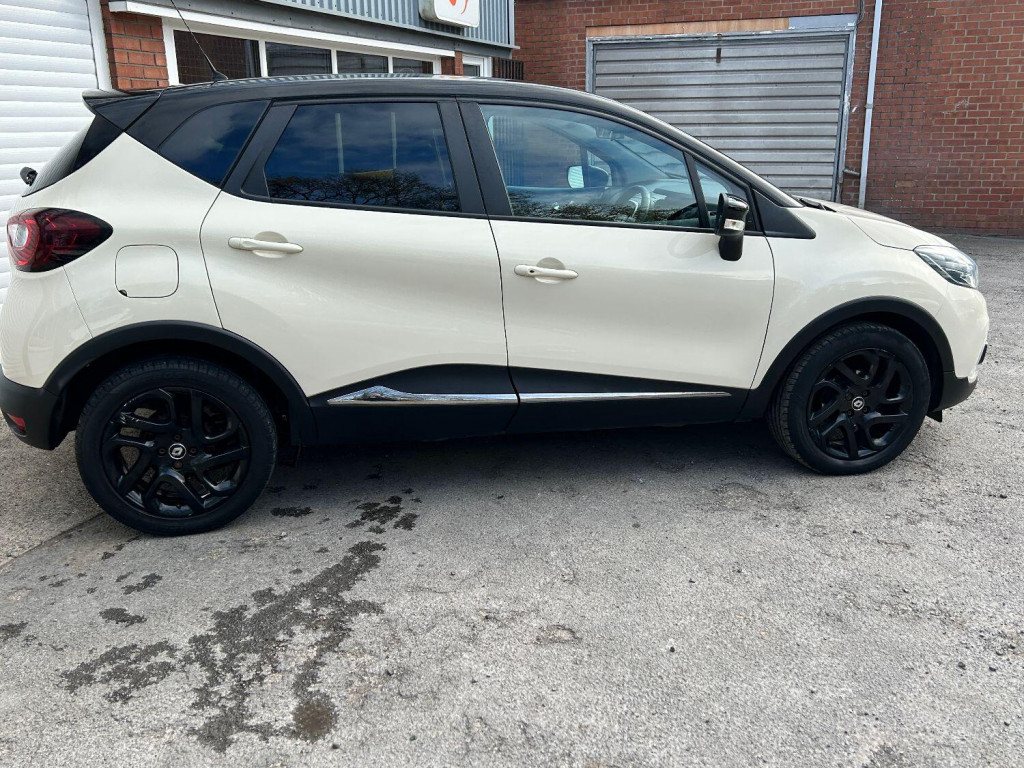 RENAULT CAPTUR