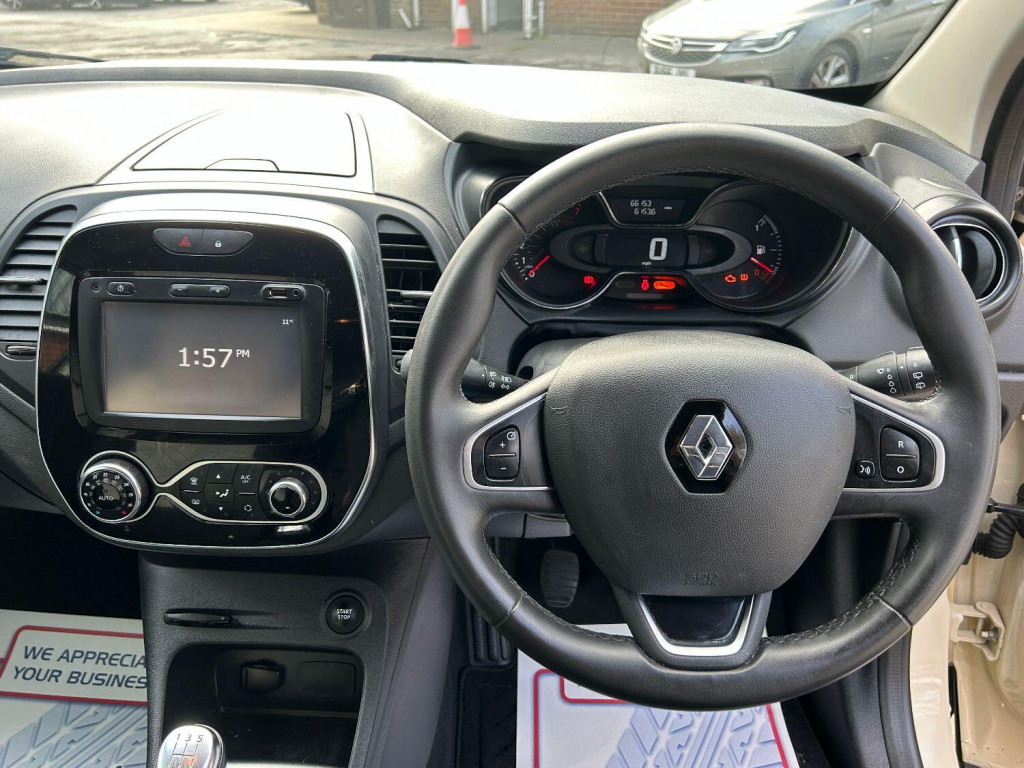 RENAULT CAPTUR