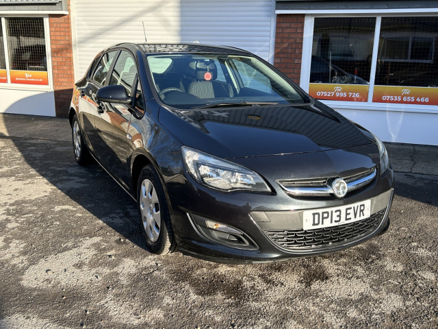 VAUXHALL ASTRA