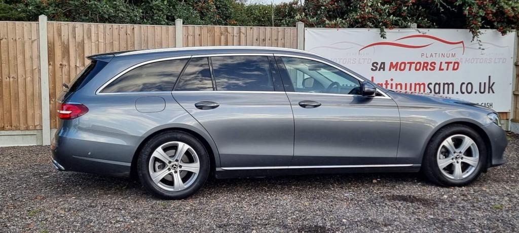 MERCEDES-BENZ E CLASS