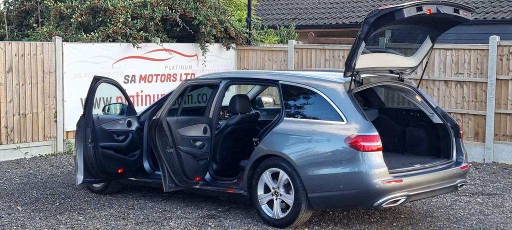 MERCEDES-BENZ E CLASS