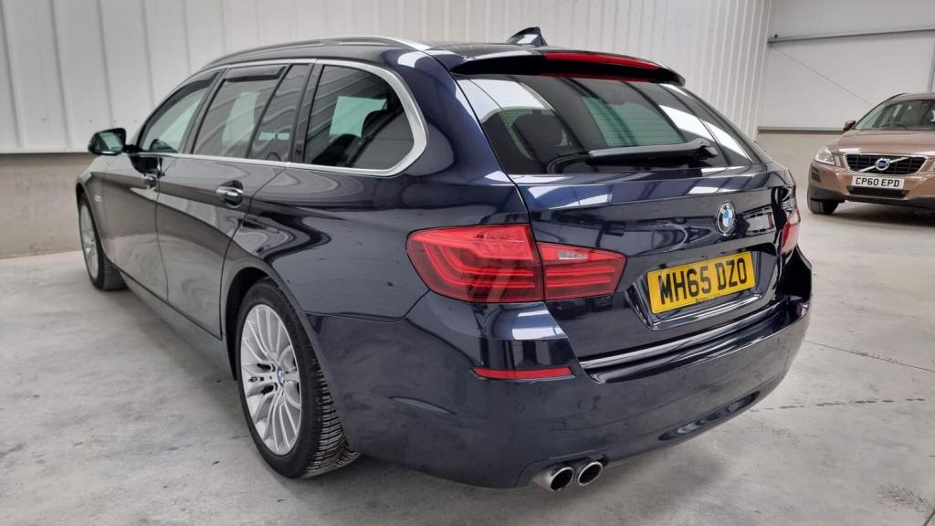 BMW 5 SERIES