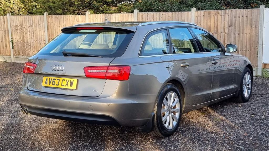 AUDI A6