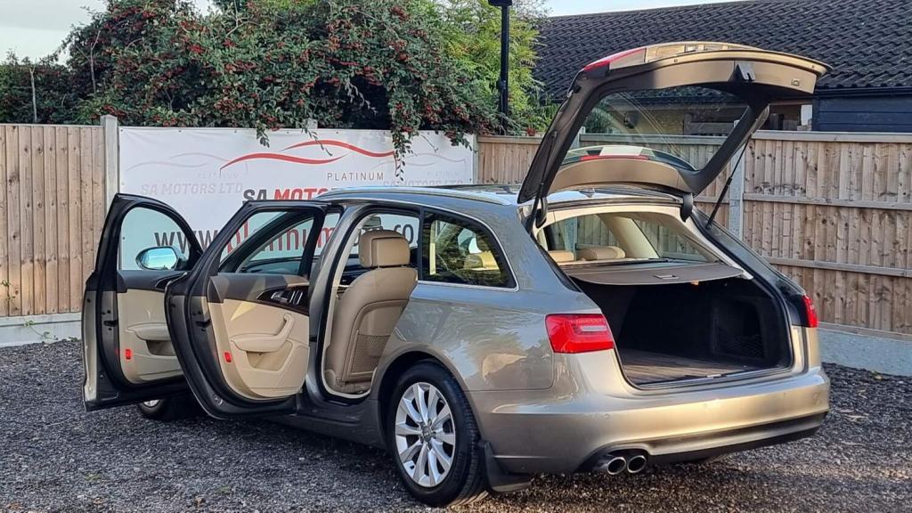 AUDI A6