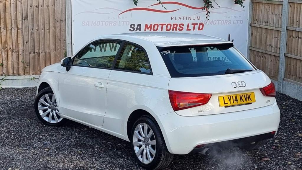 AUDI A1