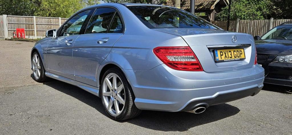 MERCEDES-BENZ C CLASS