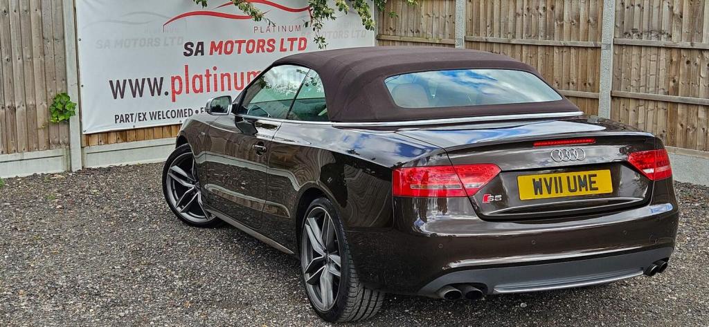 AUDI S5