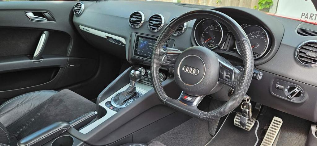 View AUDI TT 2.0 TFSI Black Edition S Tronic quattro Euro 5 (s/s) 3dr