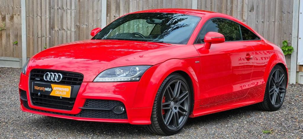 AUDI TT