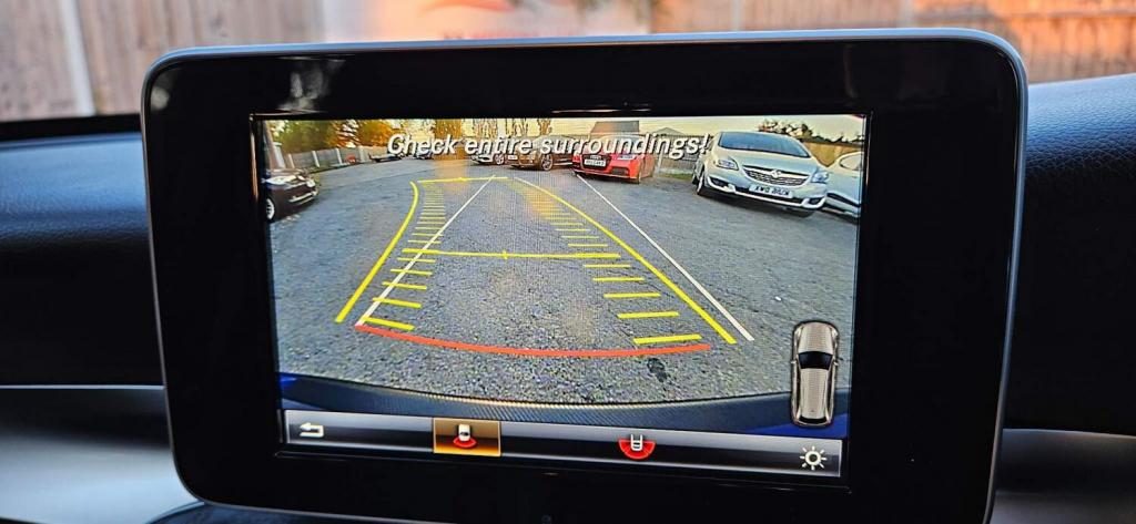 View MERCEDES-BENZ C CLASS 2.0 C200 AMG Line Euro 6 (s/s) 5dr