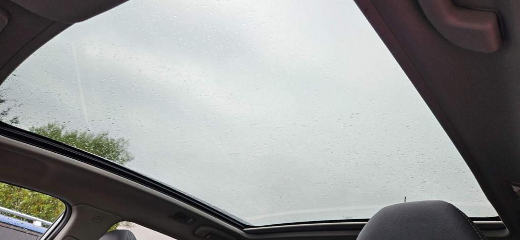 View NISSAN QASHQAI 1.2 DIG-T Tekna 2WD Euro 6 (s/s) 5dr