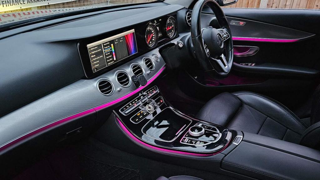 MERCEDES-BENZ E CLASS