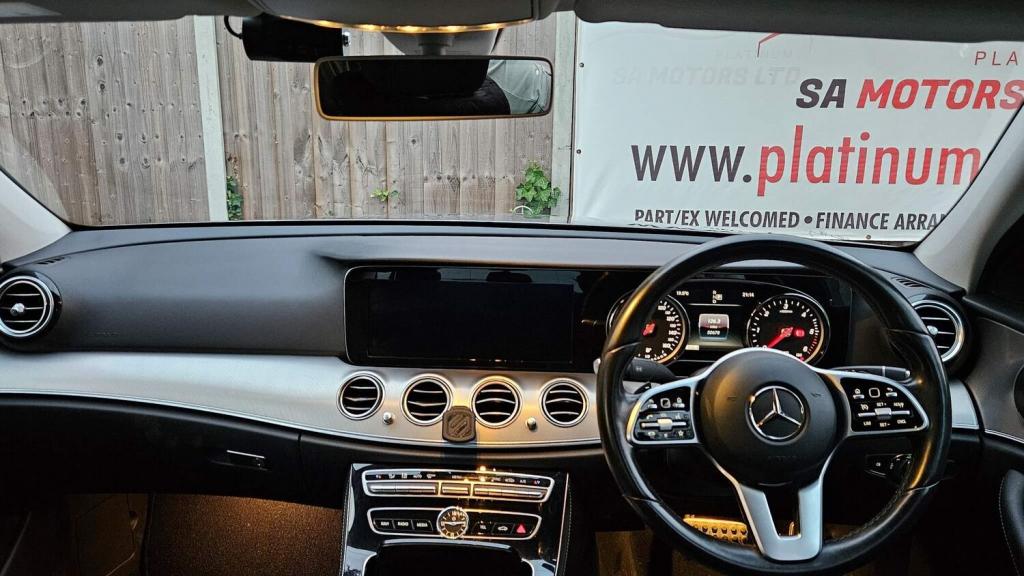 MERCEDES-BENZ E CLASS