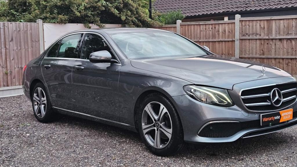 MERCEDES-BENZ E CLASS