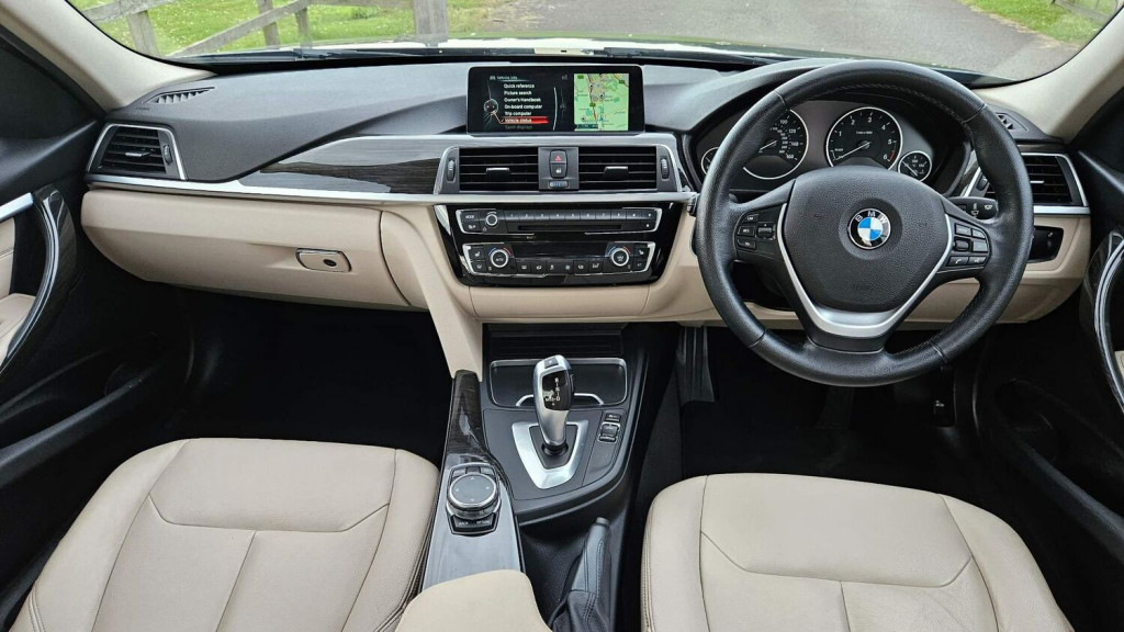 BMW 3 SERIES