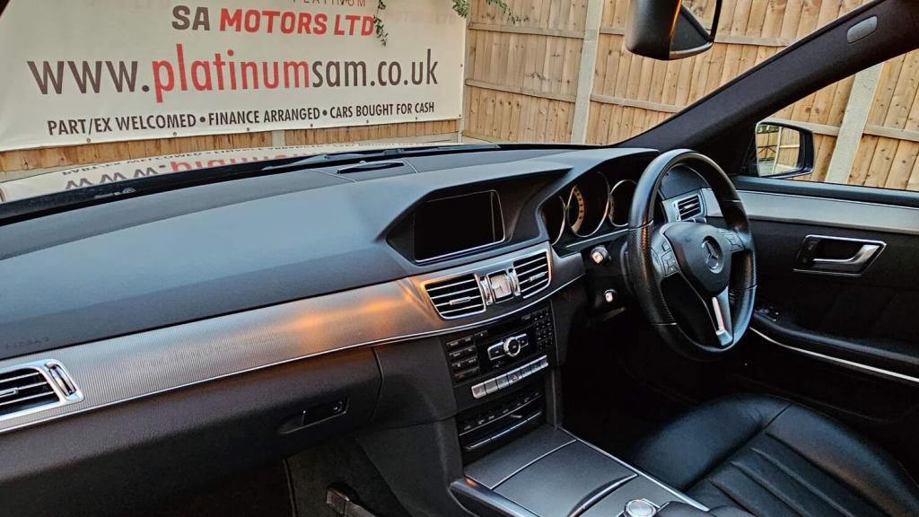 MERCEDES-BENZ E CLASS