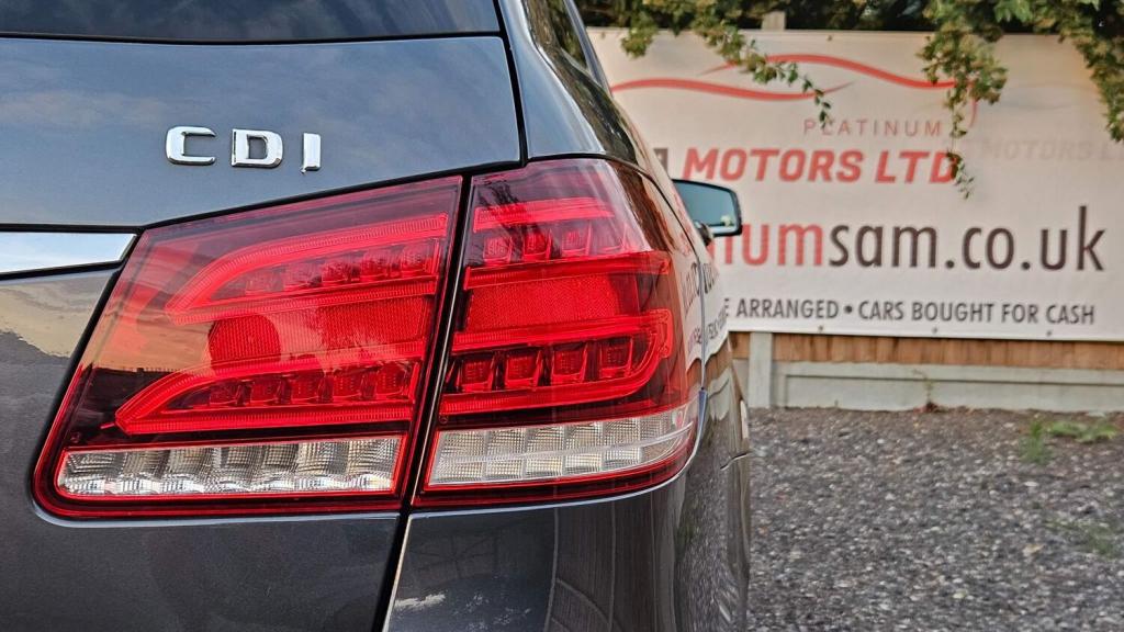 MERCEDES-BENZ E CLASS