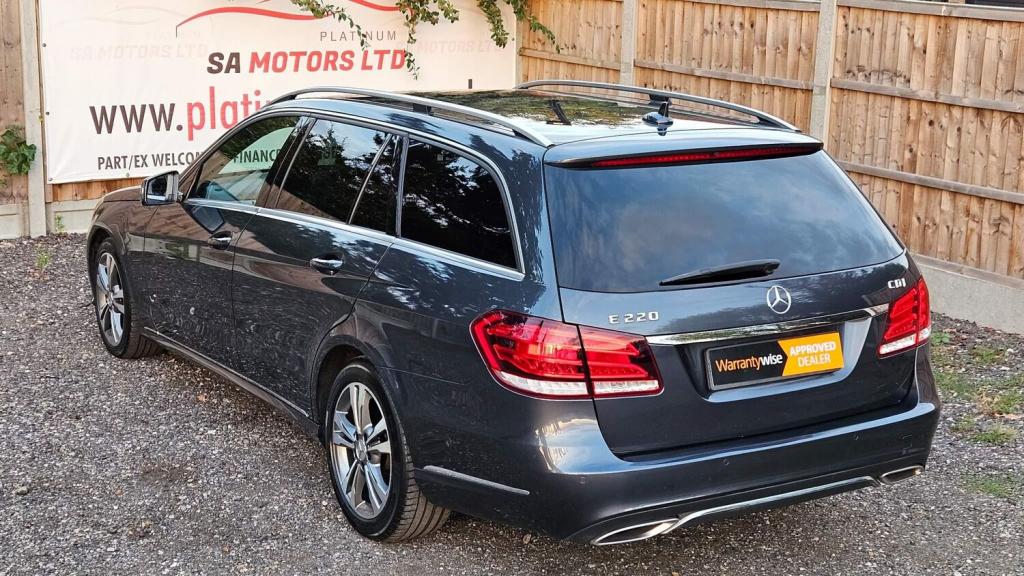 MERCEDES-BENZ E CLASS