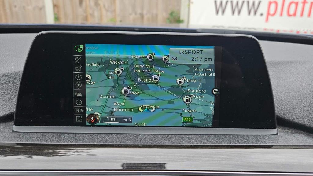 View BMW 3 SERIES 2.0 320d Luxury Auto Euro 6 (s/s) 4dr