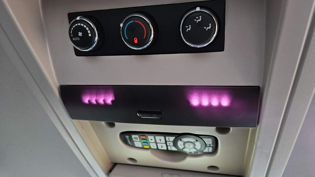 CHRYSLER GRAND VOYAGER