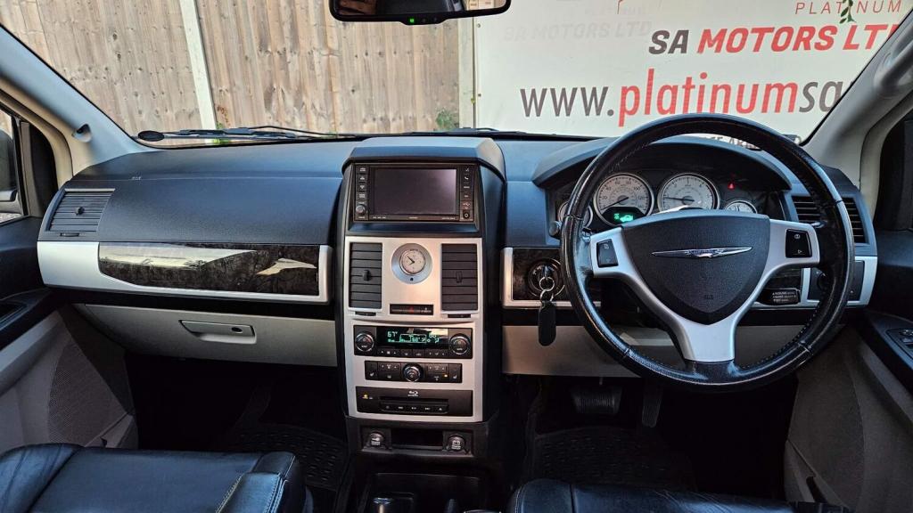 CHRYSLER GRAND VOYAGER