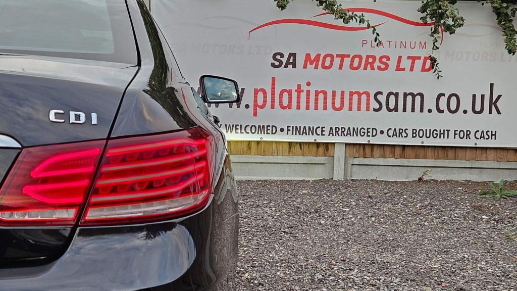 MERCEDES-BENZ E CLASS