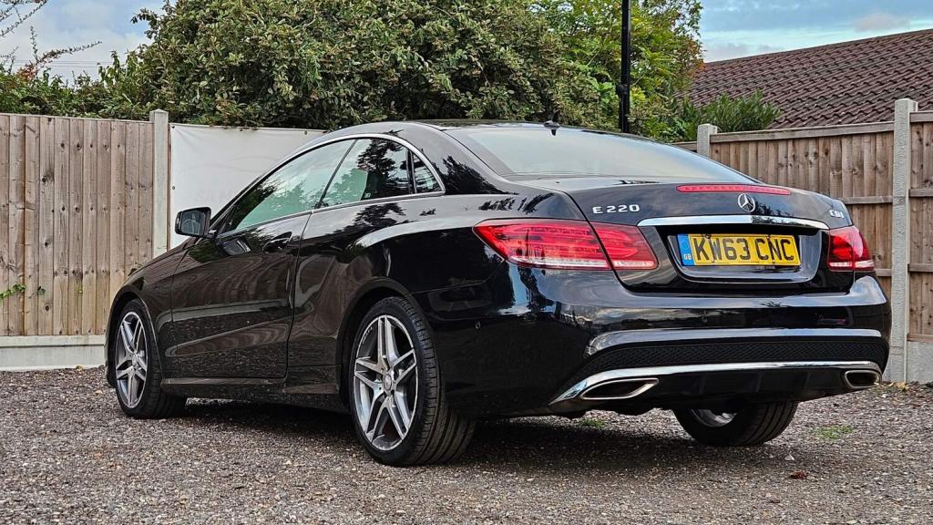 View MERCEDES-BENZ E CLASS 2.1 E220 CDI AMG Sport G-Tronic+ Euro 5 (s/s) 2dr