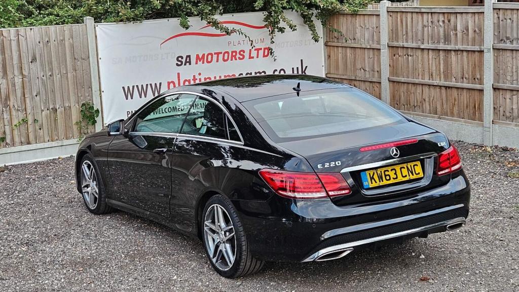 MERCEDES-BENZ E CLASS