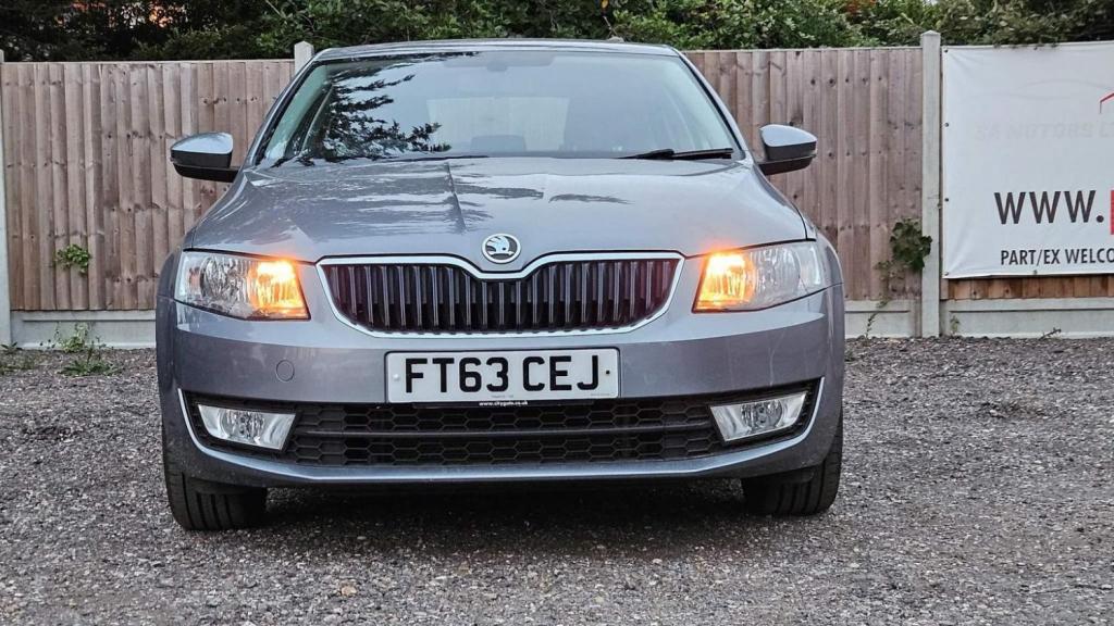 View SKODA OCTAVIA 1.4 TSI SE DSG Euro 5 (s/s) 5dr