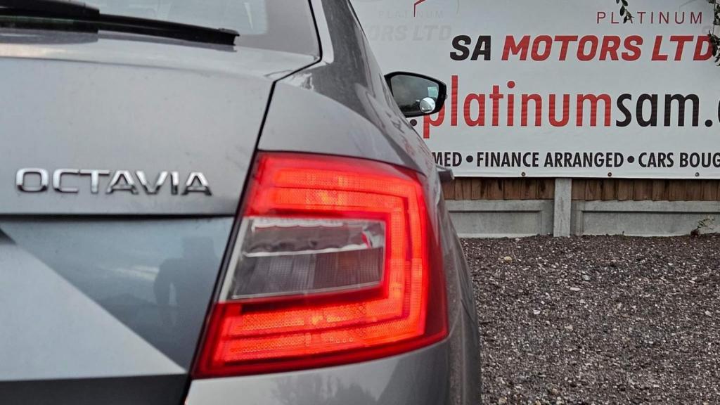 SKODA OCTAVIA