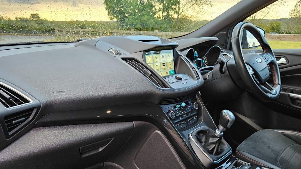 View FORD KUGA 1.5T EcoBoost ST-Line Euro 6 (s/s) 5dr
