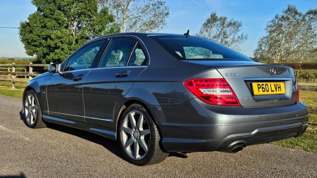 MERCEDES-BENZ C CLASS