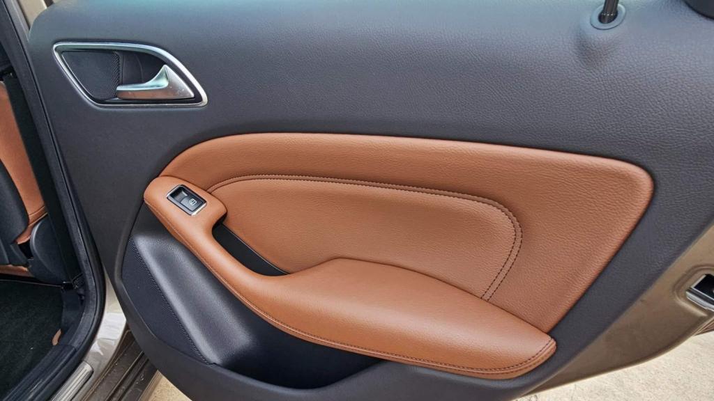 MERCEDES-BENZ B CLASS