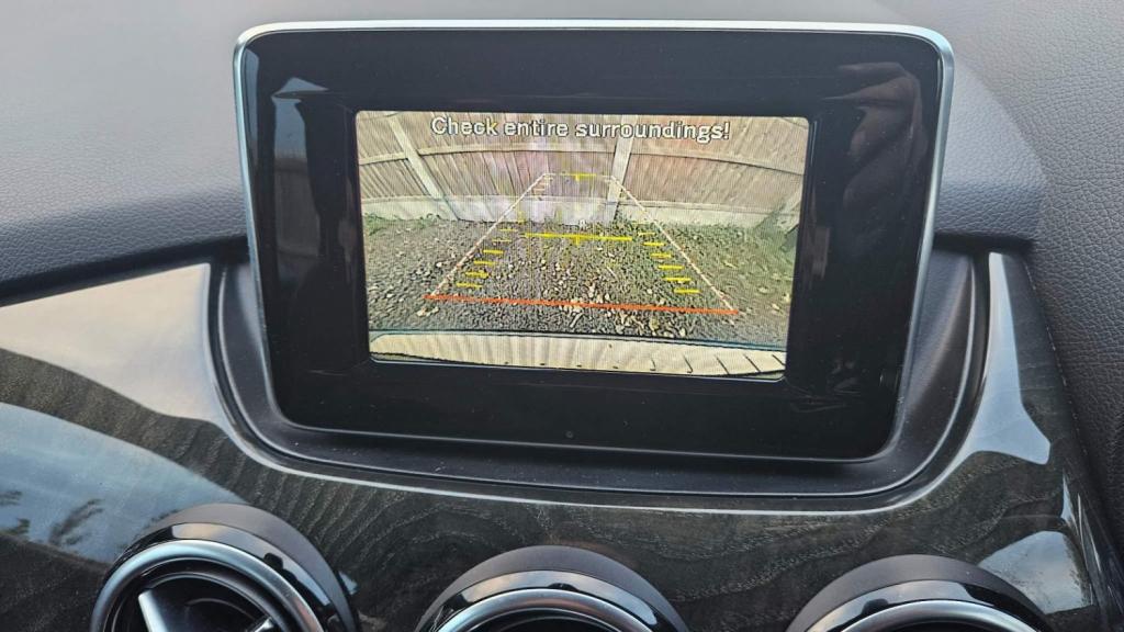 MERCEDES-BENZ B CLASS