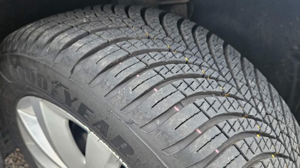 MERCEDES-BENZ B CLASS