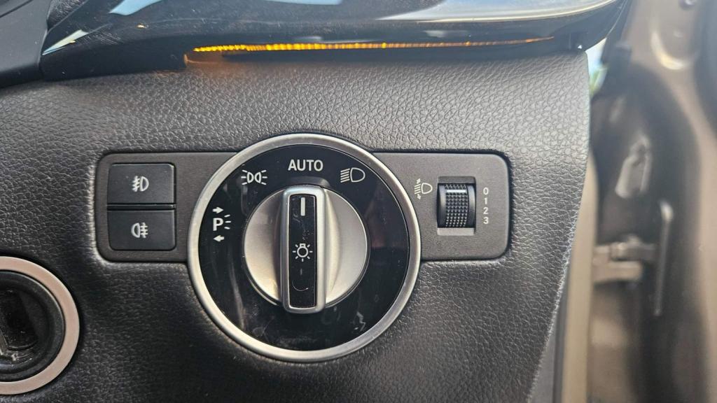 MERCEDES-BENZ B CLASS