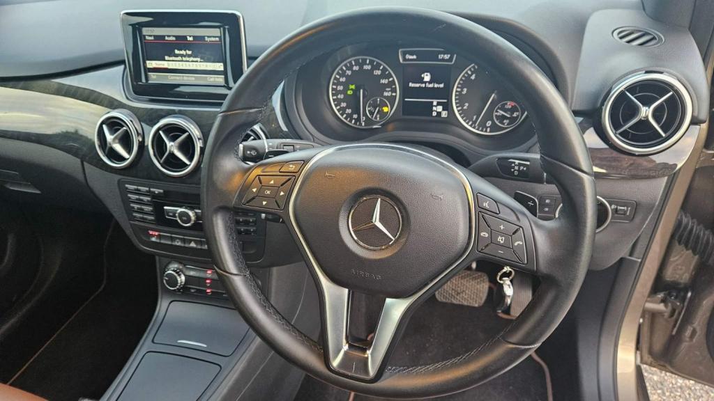 MERCEDES-BENZ B CLASS
