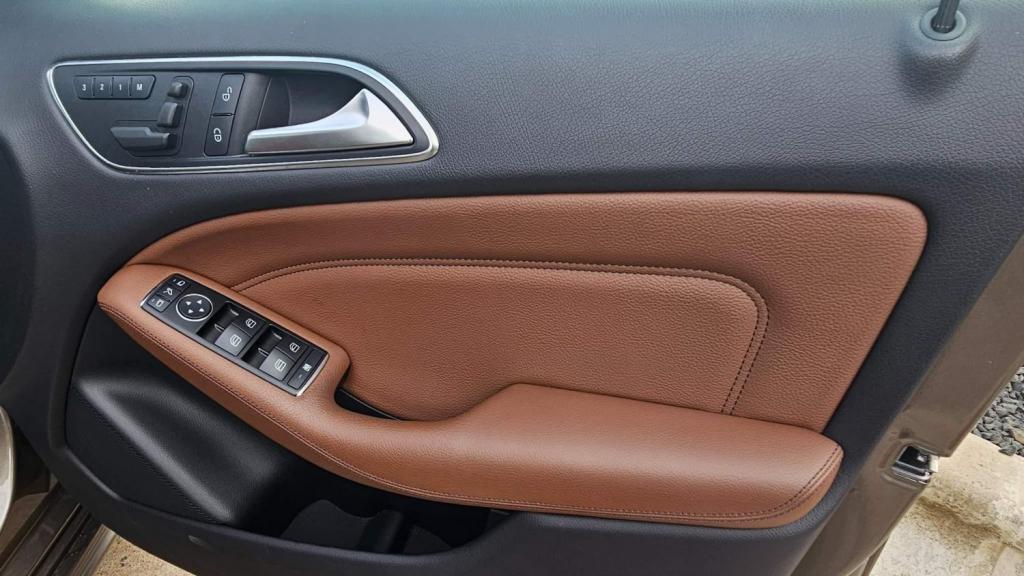 MERCEDES-BENZ B CLASS