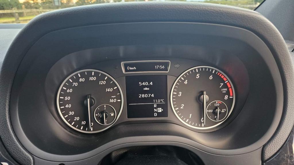 MERCEDES-BENZ B CLASS