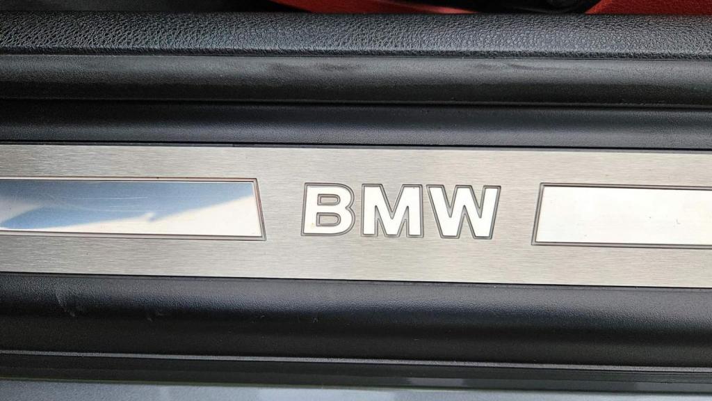 BMW 6 SERIES