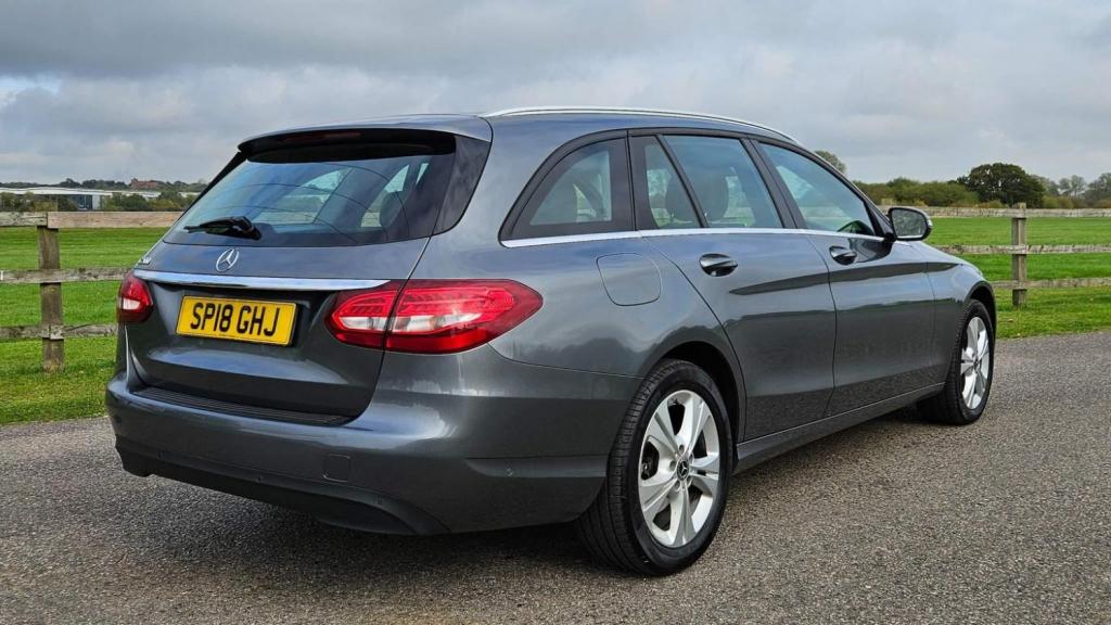 MERCEDES-BENZ C CLASS