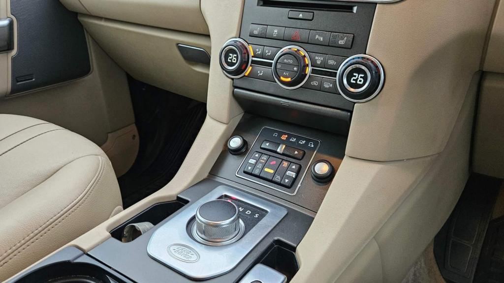 LAND ROVER DISCOVERY 4