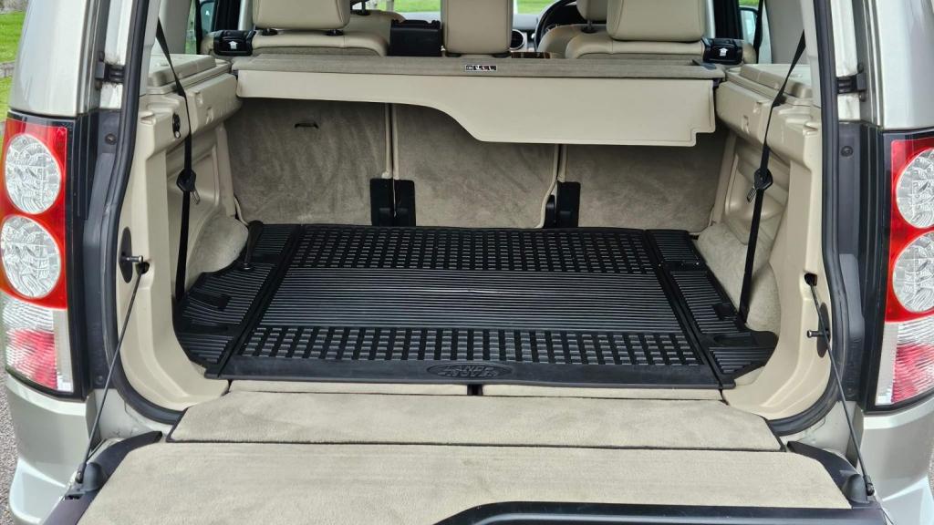 LAND ROVER DISCOVERY 4