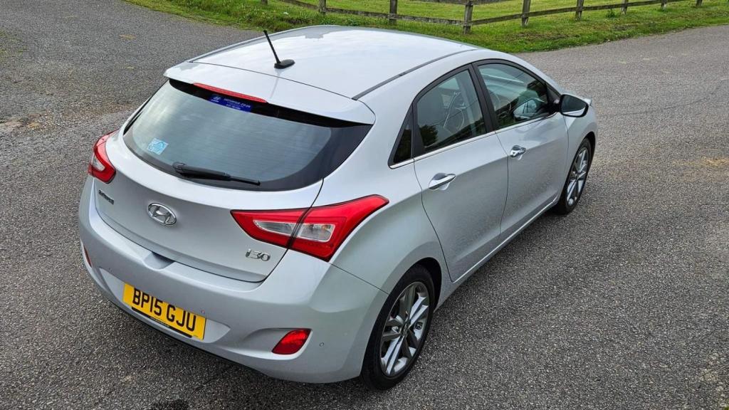 HYUNDAI I30