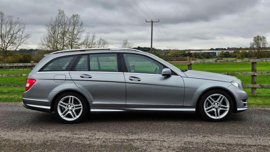 MERCEDES-BENZ C CLASS