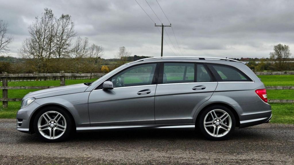 MERCEDES-BENZ C CLASS