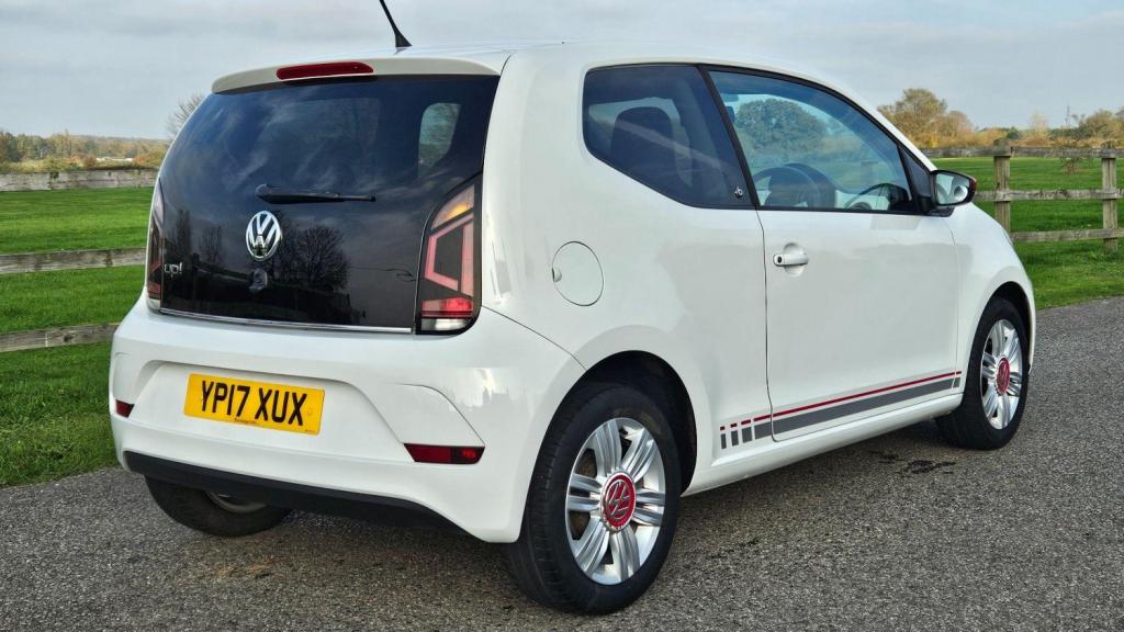 VOLKSWAGEN UP